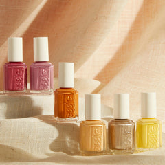 essie manicure in use showing polished nails and long-lasting shine benefit