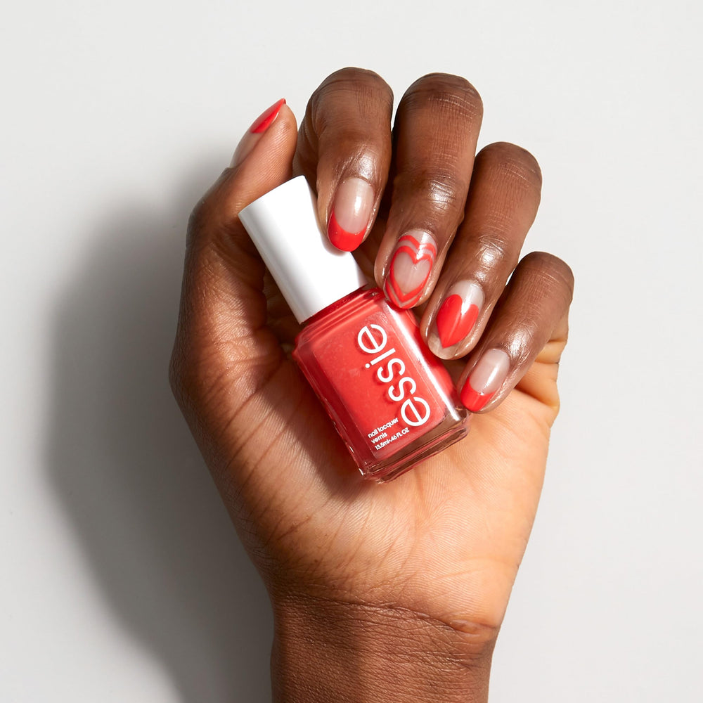 essie on dresser lifestyle showing polished nails for fashionable look