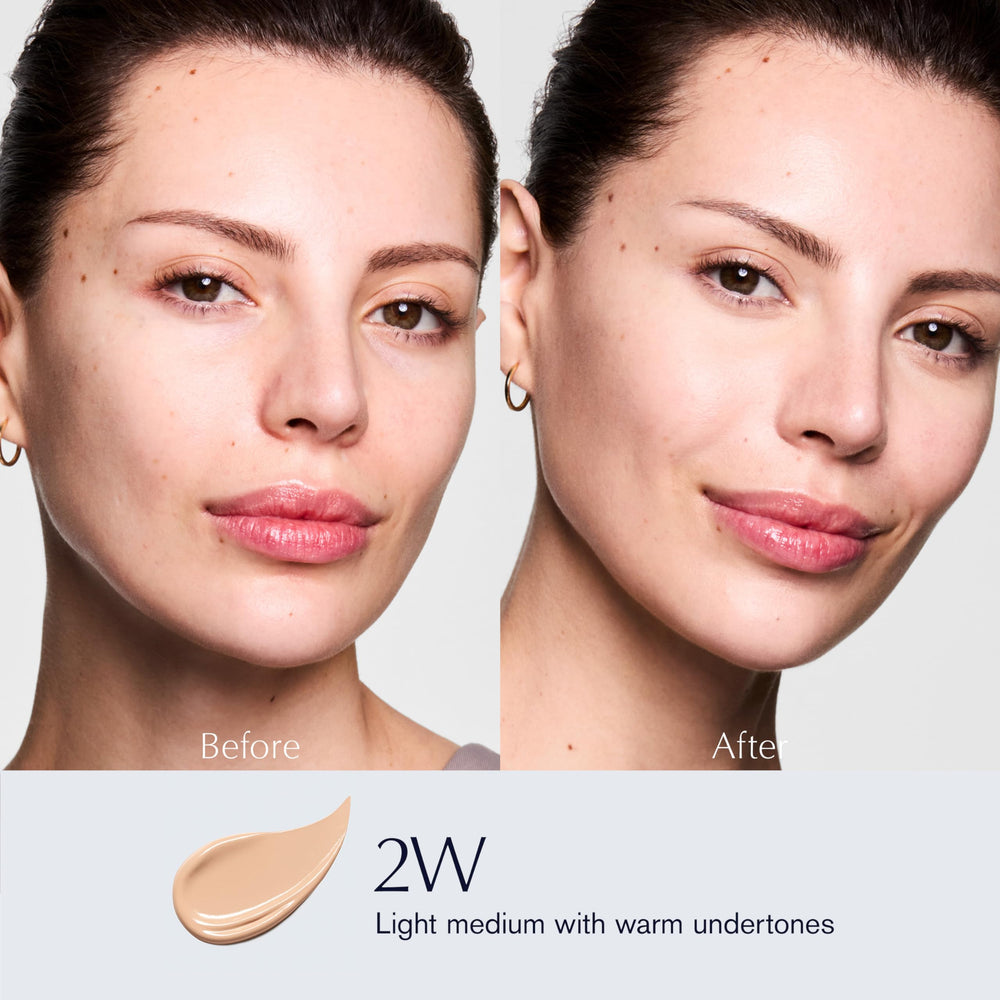 Estée Lauder 3D sculpting wand close-up highlighting precise applicator advantage