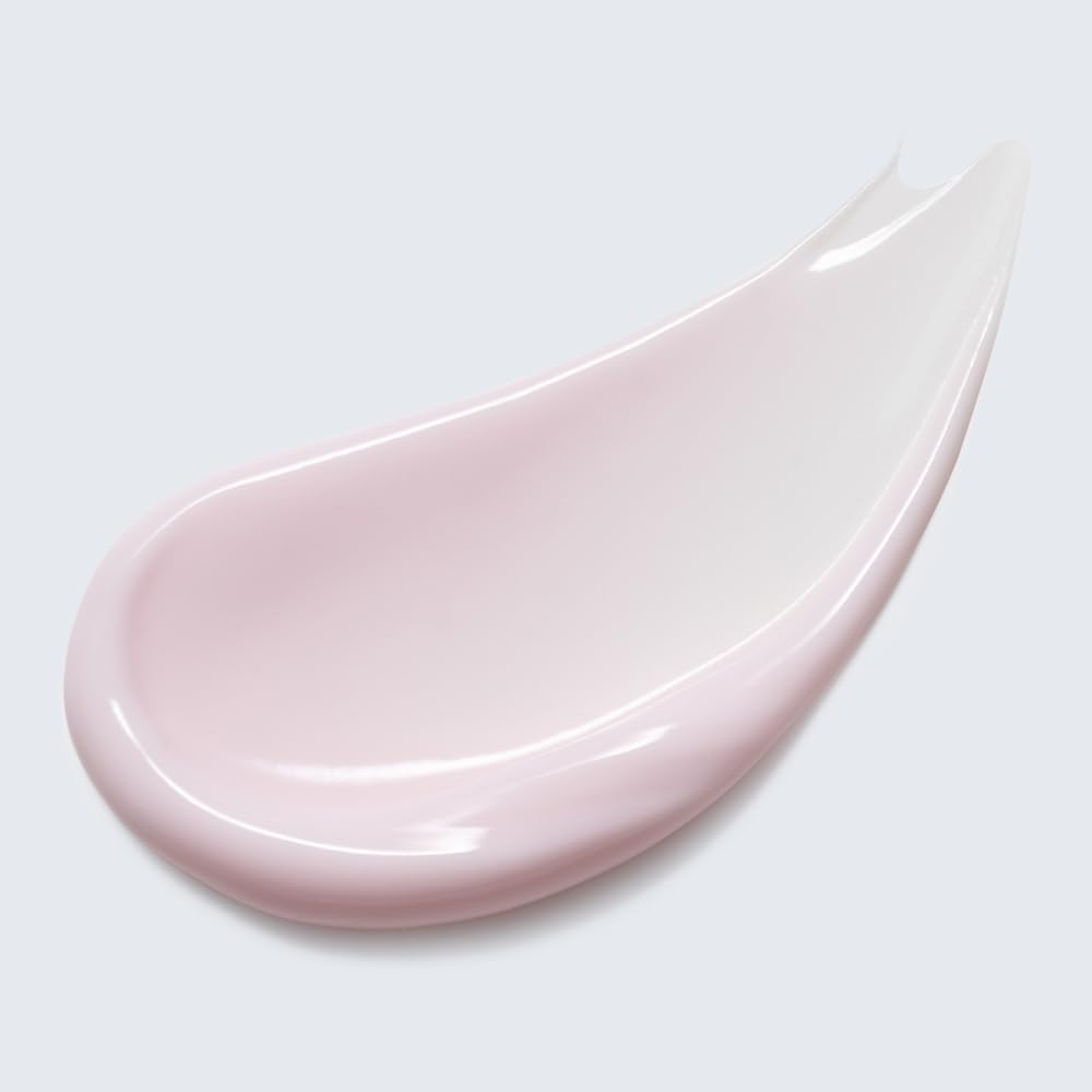 Estée Lauder cap and size comparison showing 8.4 fl oz scale and travel-friendly packaging benefit