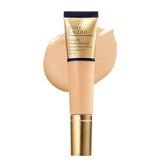 Estée Lauder front packaging showing product and brand for clear identification and trust