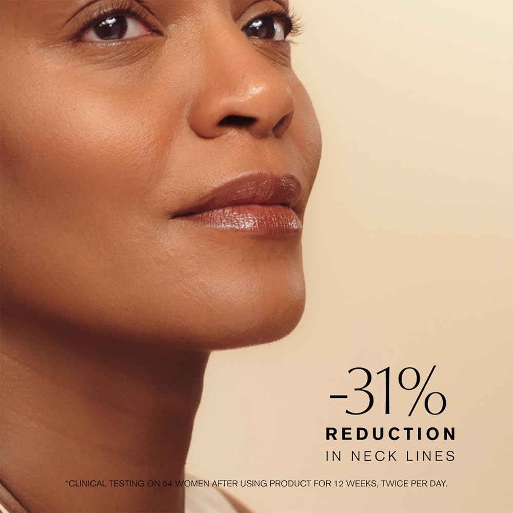 Estée Lauder cream texture close-up demonstrating lightweight absorption