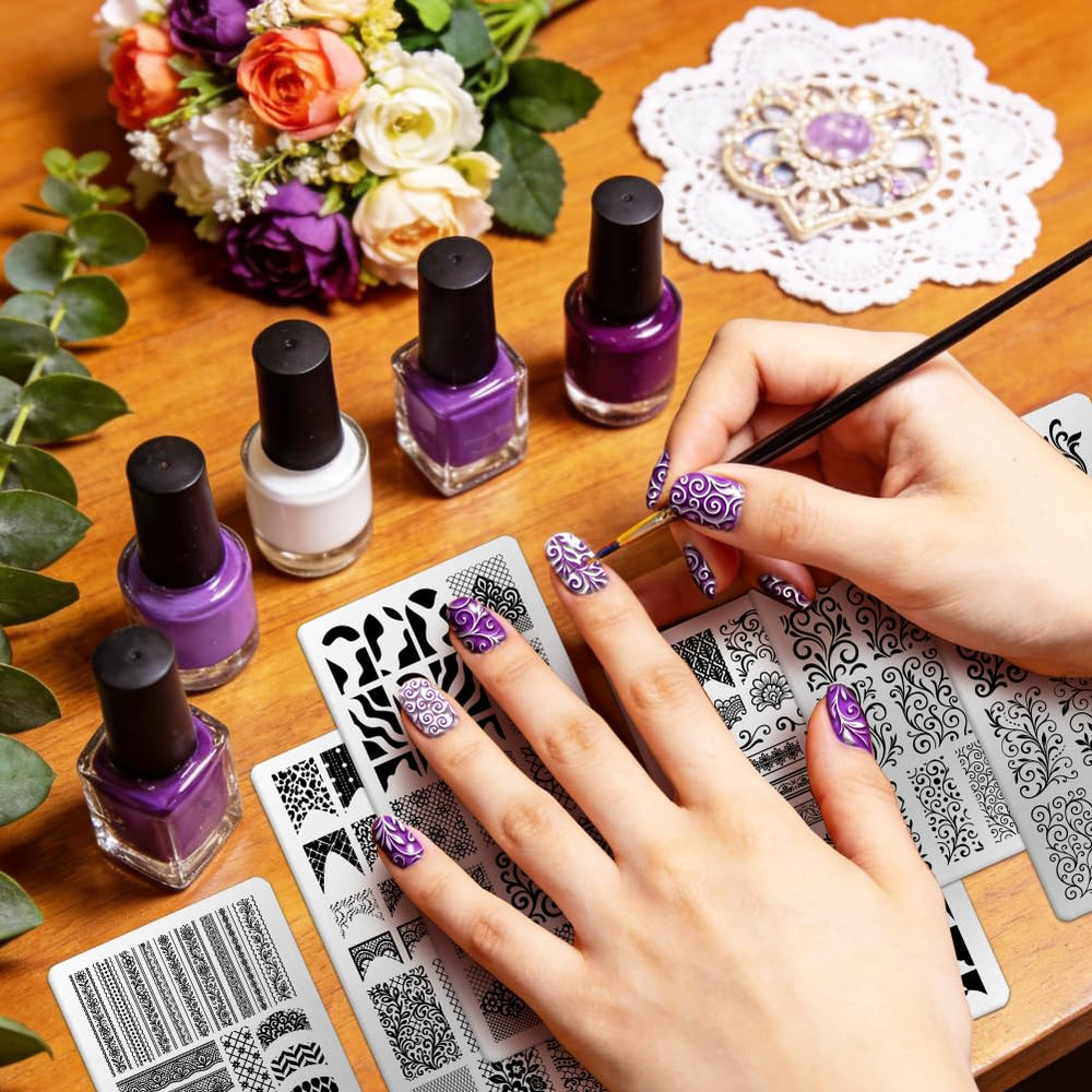 EVERJOYCRAFT plate next to ruler showing 12x6 cm size for full-nail coverage