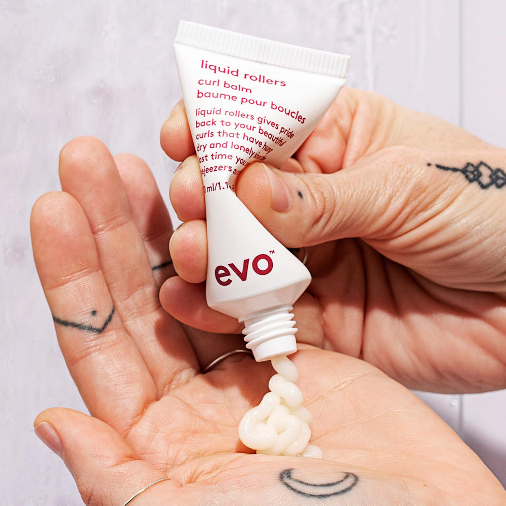 EVO product drop from nozzle, shows smooth dispense and control
