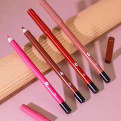 evpct scale hand held view showing pencil size for portability and travel convenience