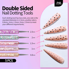 Fandamei brushes in use painting nail art to achieve crisp lines and gradients
