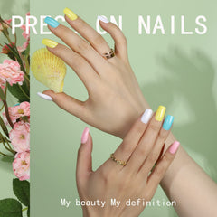 Fandamei nails in use on hands demonstrating natural fit and polished appearance