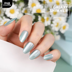 Fandamei press-on nails worn on hands demonstrating comfortable short almond shape