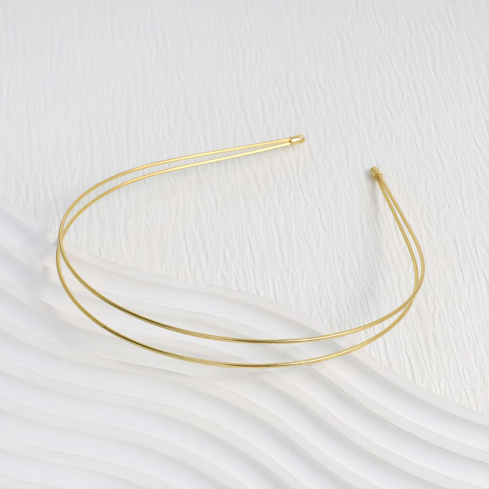 FANSSYA headband next to a ruler showing scale and lightweight proportions for comfort