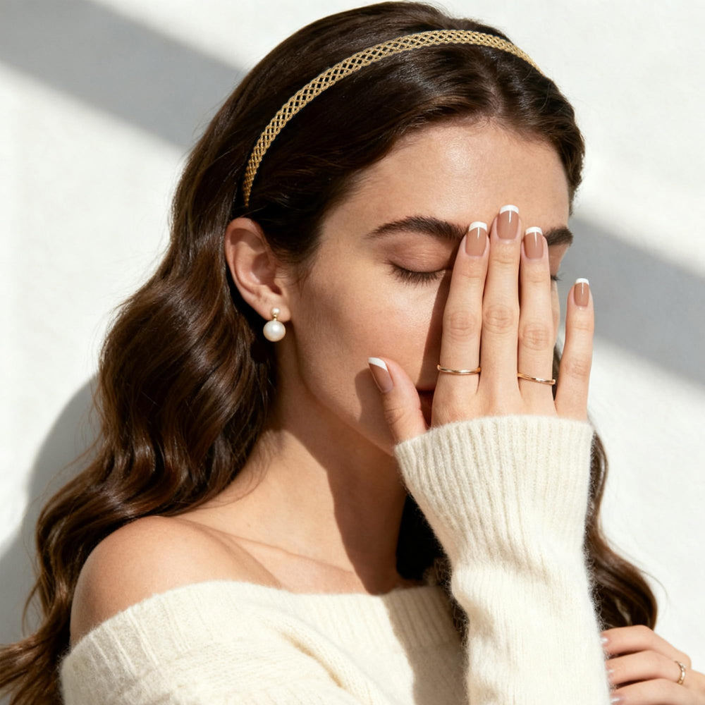 FANSSYA headband side profile showing thin aluminum-alloy frame and comfort
