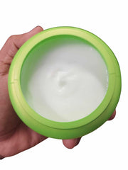 Fantasy Nails KUUL in hand application demonstrating easy spread and control for treatment