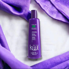 Fantasy Nails Kuul Matizant pouring from bottle for controlled application