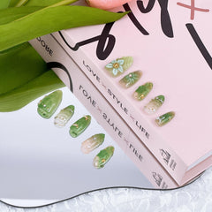 FDSQHSA side profile of almond-shaped nail demonstrating natural curve and comfort