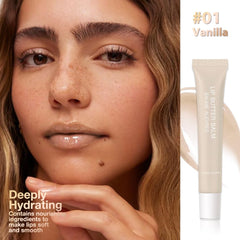 FeiCuiYun balm applying on lips demonstrating sheer shine and softening benefit