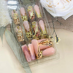 FIEONCIY nails worn in lifestyle setting showing instant polished look