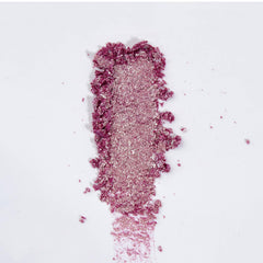 Close-up of Fillwie cream-to-powder texture highlighting smooth, blendable formula benefits