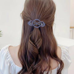 Fireach barrettes styled at brunch demonstrating elegant look and everyday reliability