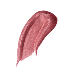 FOCALLURE lipstick applied on lips in lifestyle shot highlighting long-lasting shine