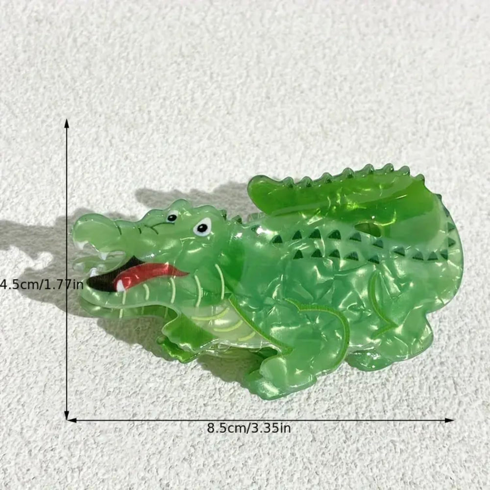 FRUZJAY clip beside a credit card showing size and practical fit