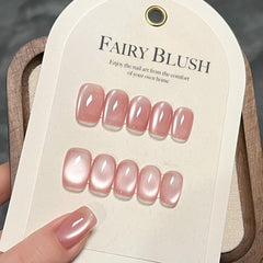 GAOY application kit with bottle and magnet ready for at-home cat eye manicure