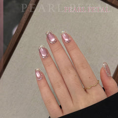 GAOY cured nails on hand demonstrating reflective cat-eye finish benefit