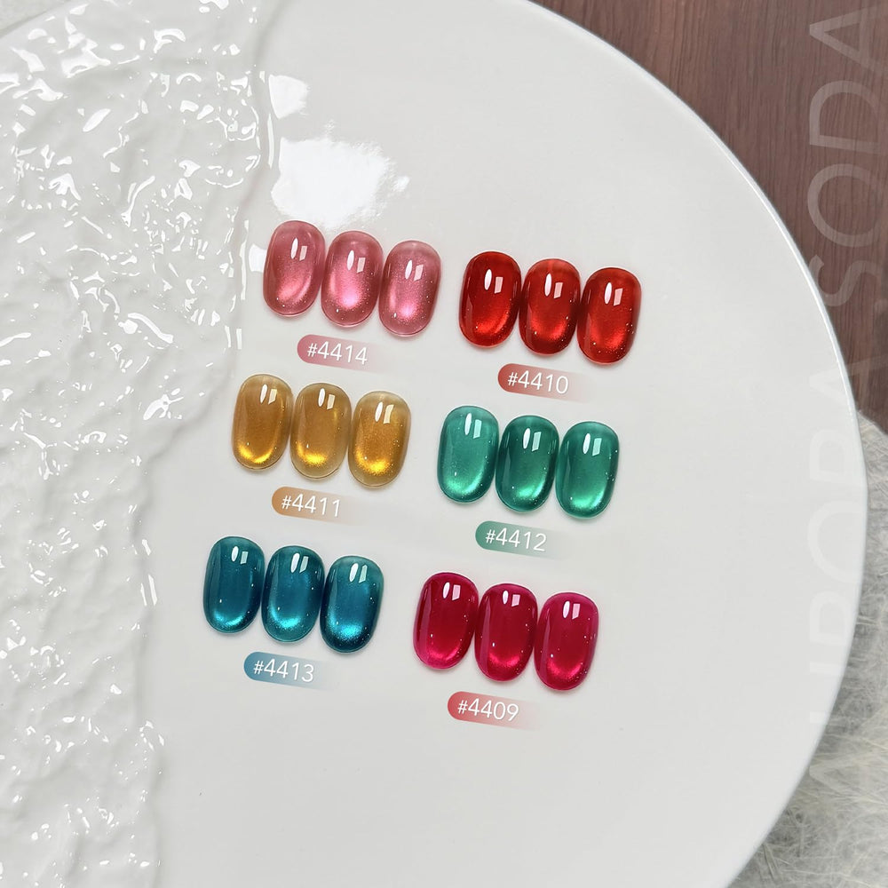 GAOY finished cat eye nail close-up highlighting reflective gemstone shine