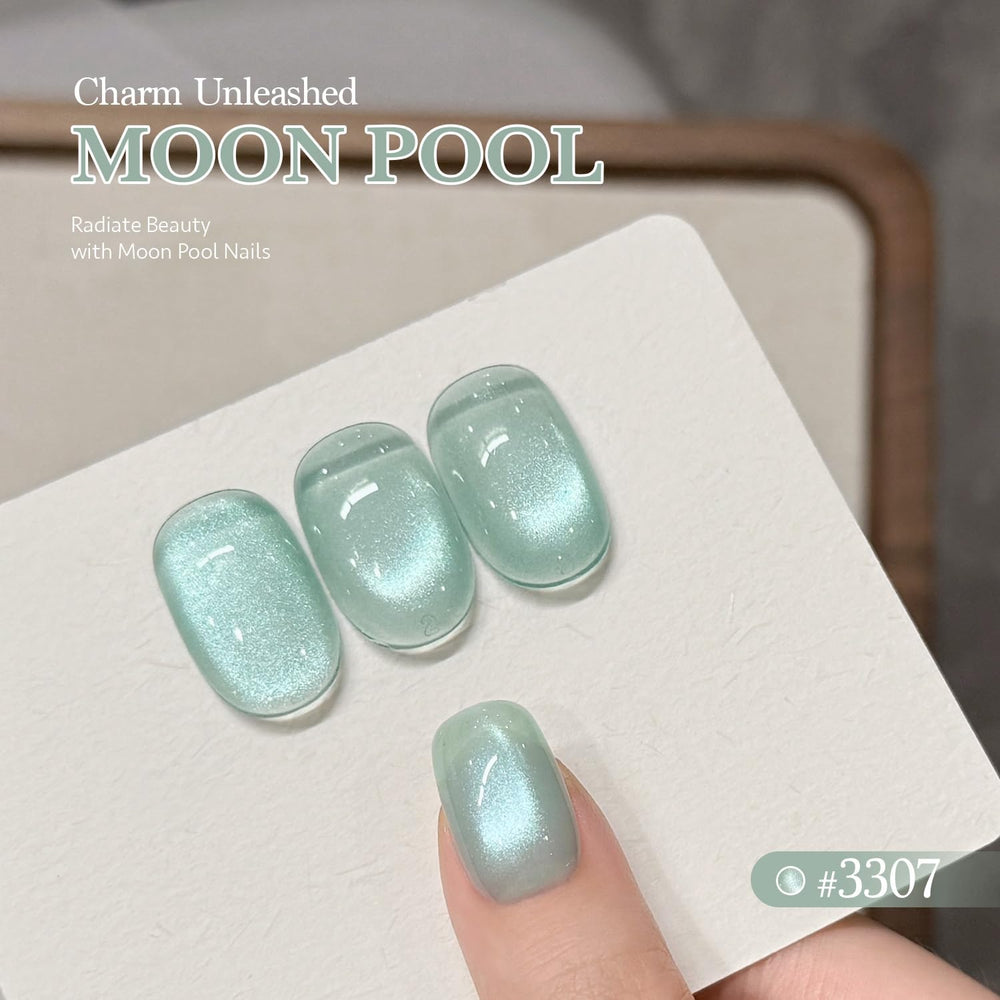 GAOY magnet in use over nail creating cat eye effect benefit: precise patterning