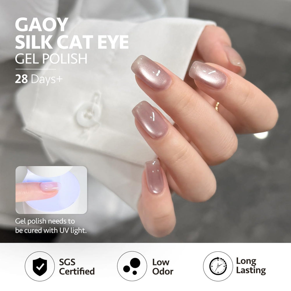 GAOY cat-eye magnet held above nail demonstrating quick creation of reflective stripe