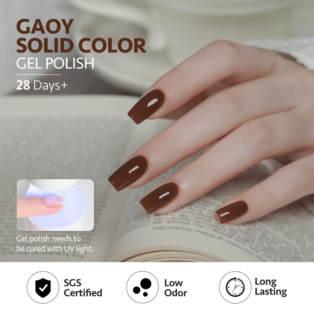 GAOY manicure in progress under UV lamp demonstrating 60s curing for a durable, glossy finish