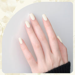 GAOY nails in use on model hands demonstrating glossy cured manicure benefit