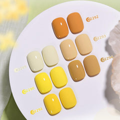 GAOY lifestyle spring manicure on hands highlighting wearable pastel brightness