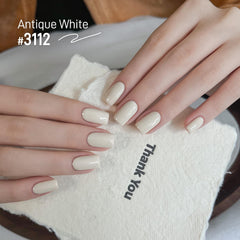 GAOY texture stroke on nail displaying smooth self-leveling finish benefit