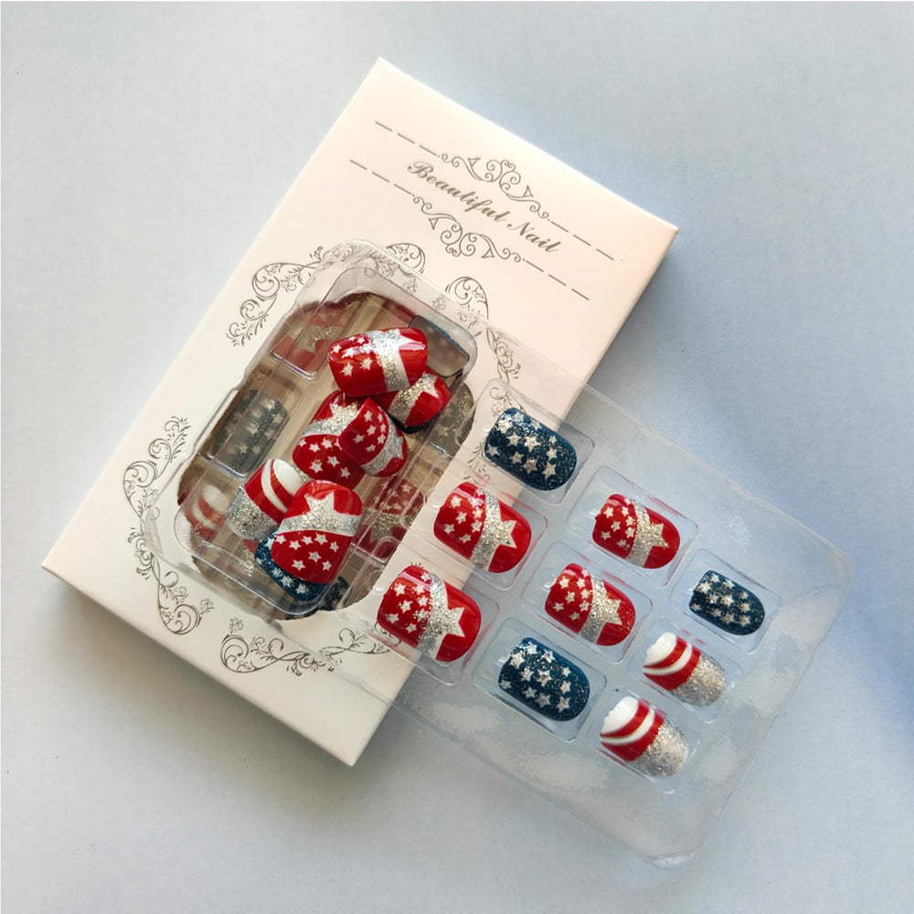 GCSQW close-up of star detail and glitter offering eye-catching festive accents