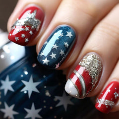 GCSQW lifestyle outdoor shot with patriotic nails ideal for holiday photos