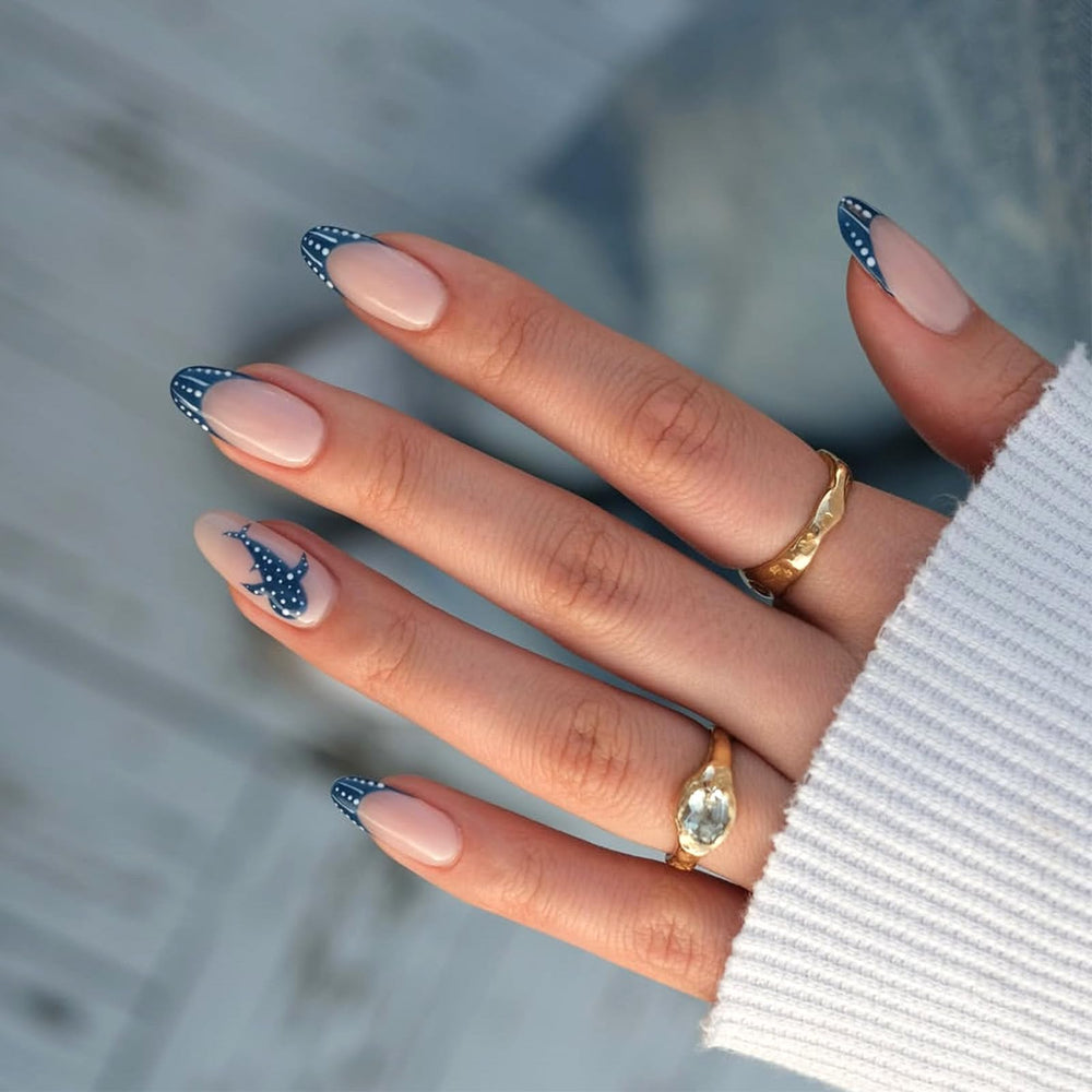 GCSQW size comparison of almond nails, multiple sizes for perfect fit