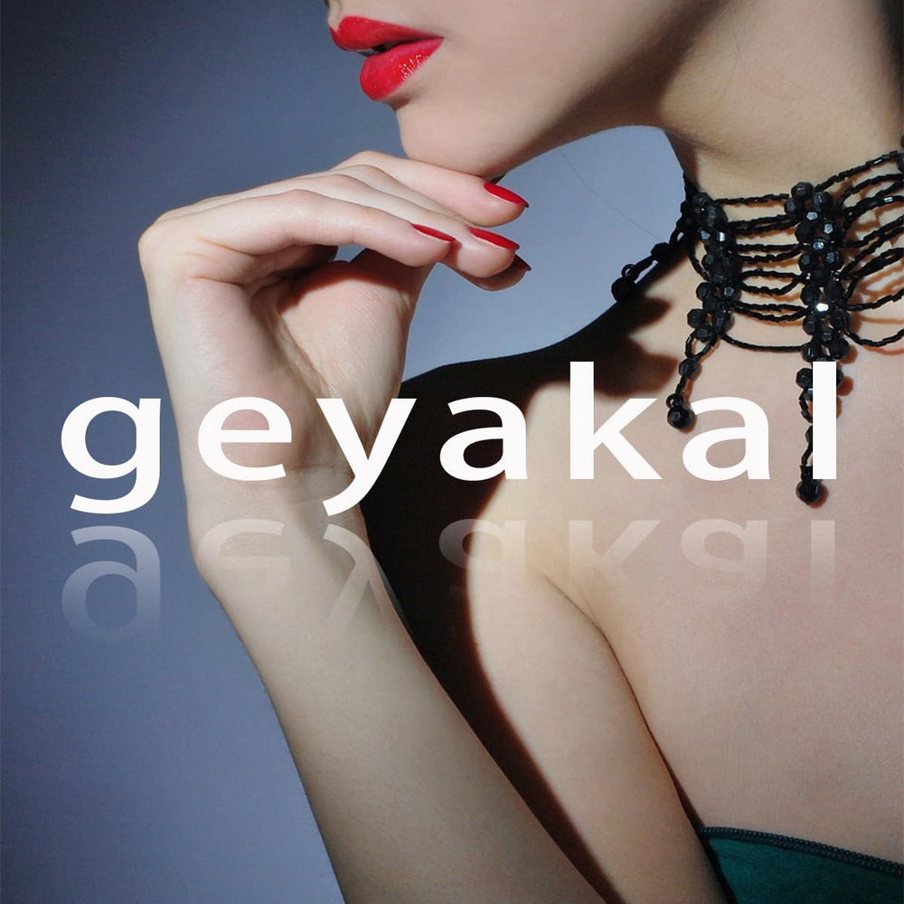 geyakal size comparison with natural nail showing fit and short square length benefit