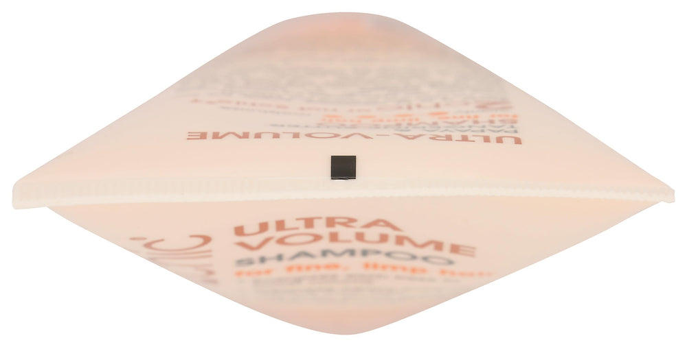 GIOVANNI shampoo lather texture demonstrating lightweight foam for gentle volumizing cleanse