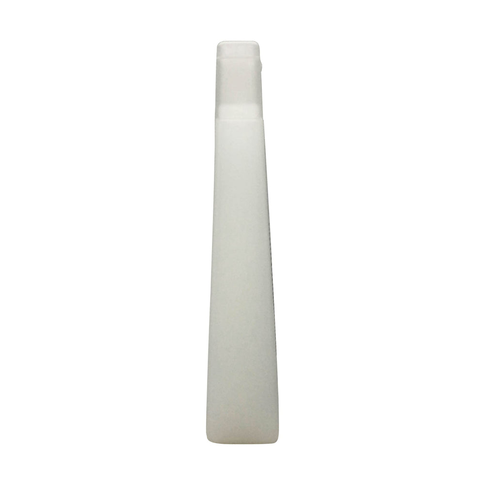 GIOVANNI creamy conditioner texture demonstrating lightweight hydration