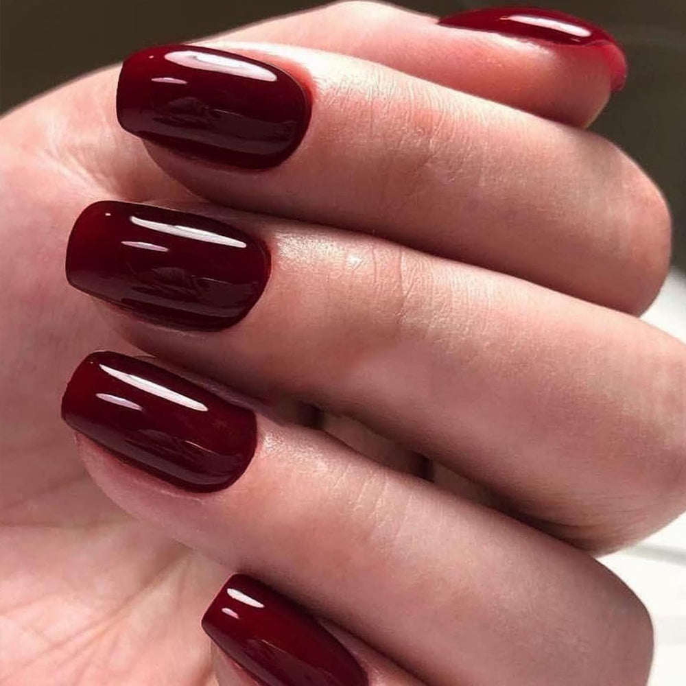 GLAMERMAID close cuticle fit detail showing seamless edge and lifted confidence