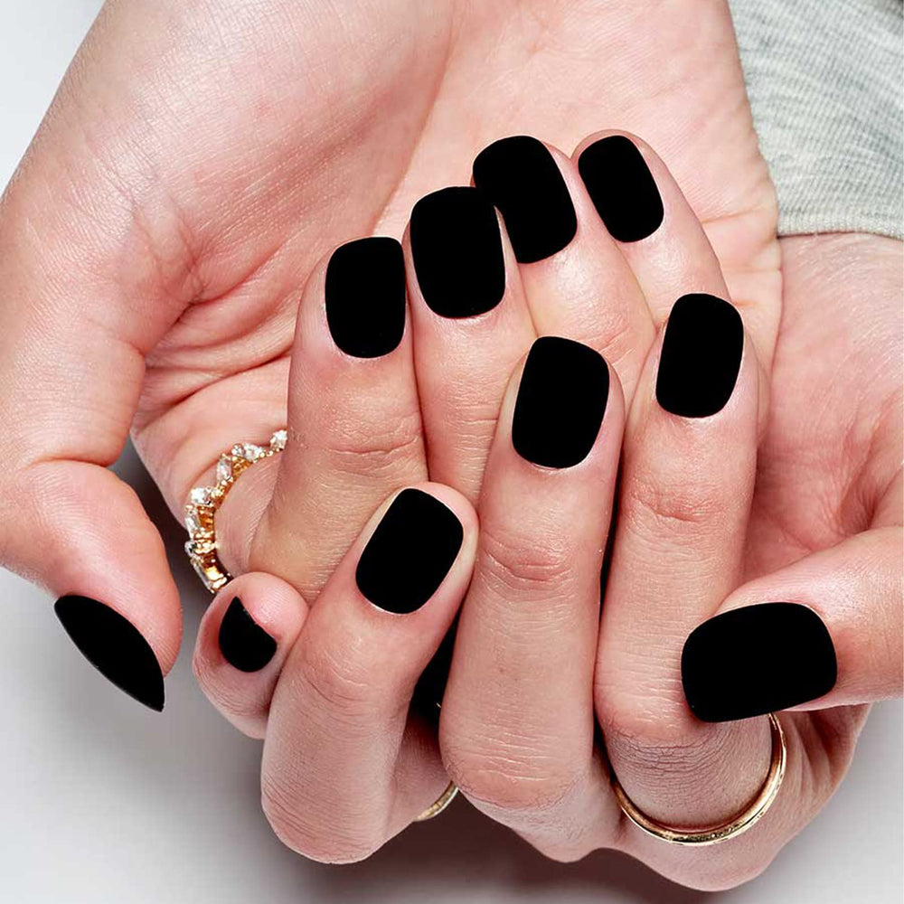 GLAMERMAID matte velvet finish close-up showing even color depth