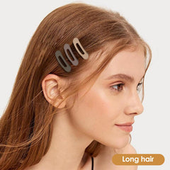 GOOWEAYY clips inside a makeup bag showing travel-ready styling convenience