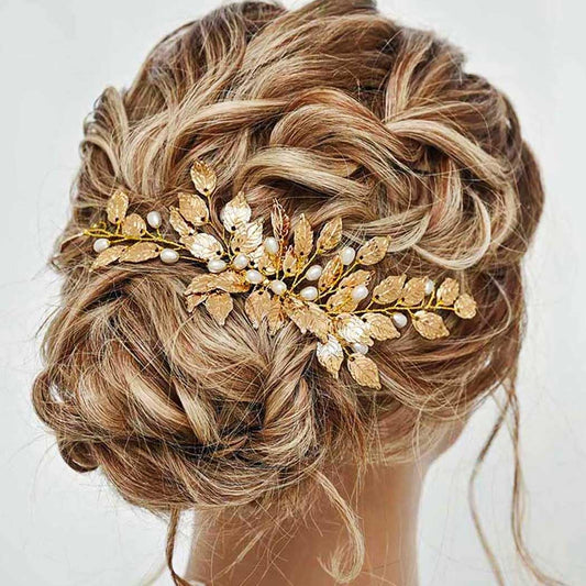 GORAIS front view gold wedding hair comb showing elegant leaves and pearls for bridal sparkle