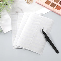 Gsbnjuy pads placed on model eye illustrating comfort and fit