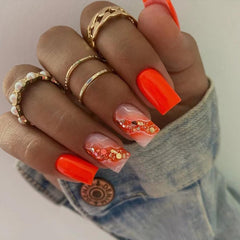 GUFUGU worn on model hand showing instant polished manicure benefit