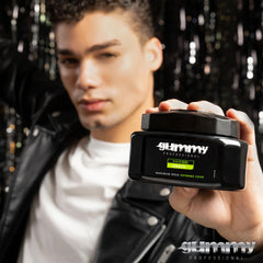 Gummy label close-up highlighting keratin ingredient for hair care benefit