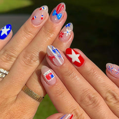 GXOIPNS front packaging showing 24-piece patriotic press-on nail kit, ready-to-wear convenience