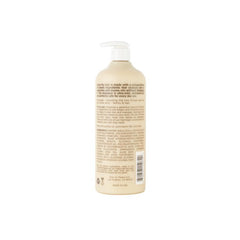 Hairitage bottle pump top close-up, highlights easy dispensing and user control