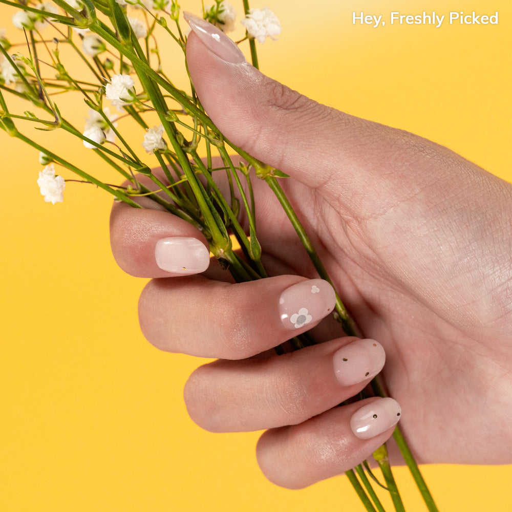 heyhae close-up of white flower accents and tiny gold dots for delicate look