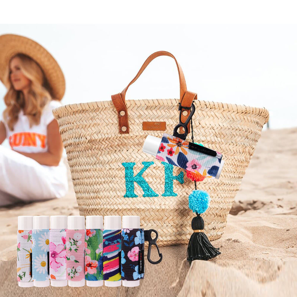 HEYSKAY keychain on a purse in a lifestyle scene offering quick on-the-go application