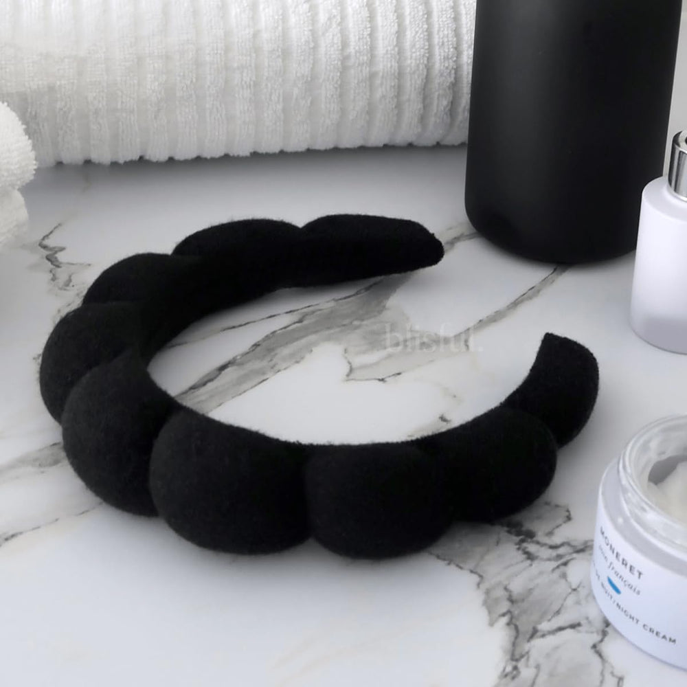 HitModa headband in use during face wash keeping hair secure for cleaner routines